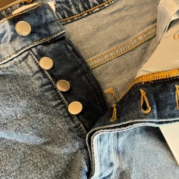 Good American The Bombshell Short indigo
